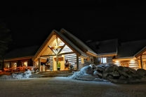 Nangu Wilderness Lodge Main Entrance